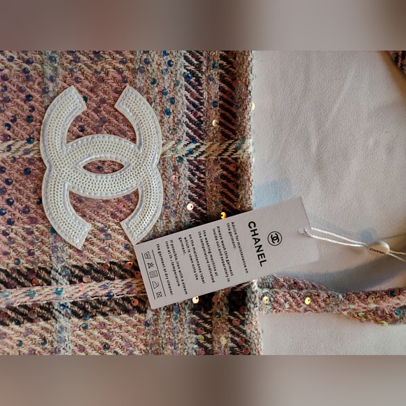 CHANEL Pink Tweed Sequin Mini Tote Bag CC Logo Top Handle New - Picture 7 of 9